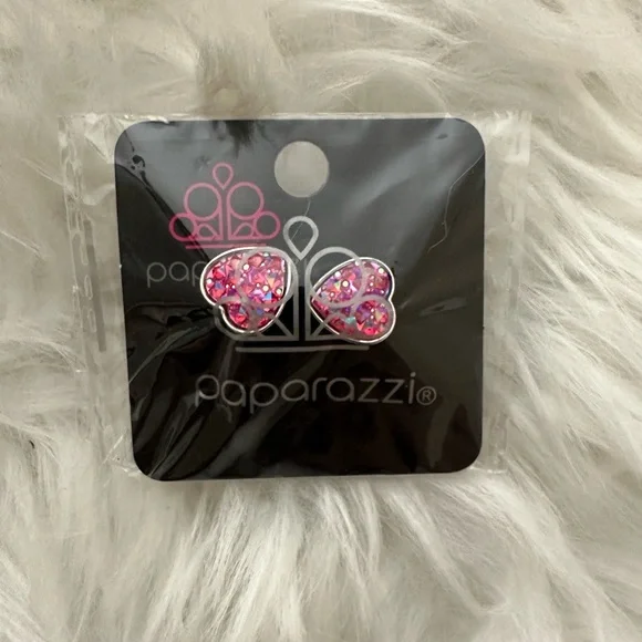 💥10/$10 Paparazzi Pink Butterfly Earrings - Picture 3 of 4